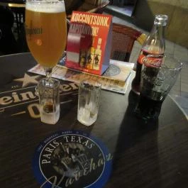 Paris-Texas Kávéház, Budapest - Étel/ital