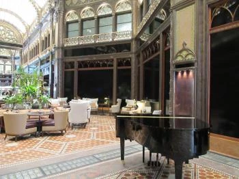 Párisi Udvar Café Budapest