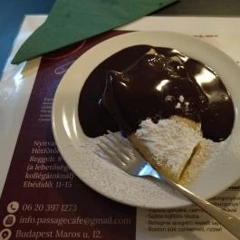 Passage Cafe Étterem Budapest - Étel/ital
