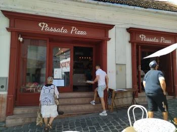Passata Pizzéria Szentendre