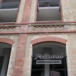 Pastrami Étterem & Café, Budapest - Külső kép
