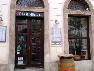 Pata Negra Pest, Budapest