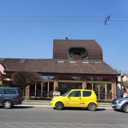 Pataki Cukrászda, Érd - Külső kép