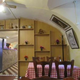 Páter Bonifác Kisvendéglő, Budapest - Belső