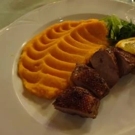 Paulaner Porta Sport & Pub Budapest - Étel/ital