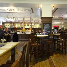 Paulaner Sörház - MOM Park Budapest - Belső