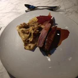 Pavilon Restaurant & Bar Budapest - Étel/ital