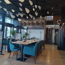 Pearl Harbor Restaurant, Bowling & Bar - Stop Shop Budapest - Belső