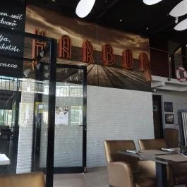 Pearl Harbor Restaurant, Bowling & Bar - Stop Shop Budapest - Belső