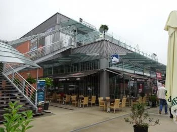 Pearl Harbor Restaurant, Bowling & Bar - Stop Shop Budapest