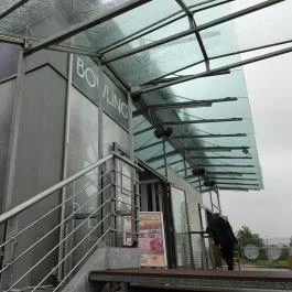 Pearl Harbor Restaurant, Bowling & Bar - Stop Shop Budapest - Külső kép