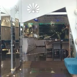 Pearl Harbor Restaurant, Bowling & Bar - Stop Shop Budapest - Belső