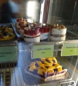 Pécsi Zserbó Cukrászda