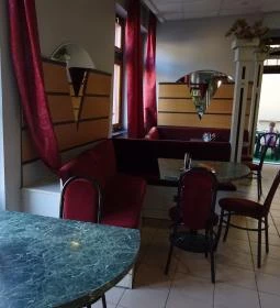 Pécsi Zserbó Cukrászda