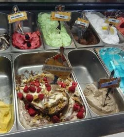 Pécsi Zserbó Cukrászda