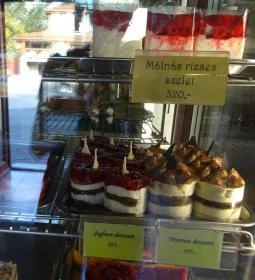 Pécsi Zserbó Cukrászda