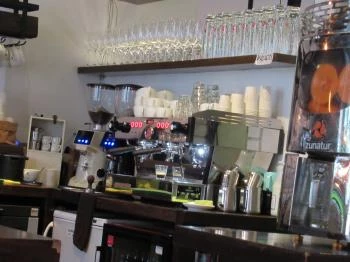 Peet & the Flat White Budapest