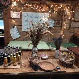 Pékesség Budapest - Étel/ital