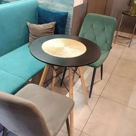 Pepe & Milán croissant & espresso bar Budapest - Belső