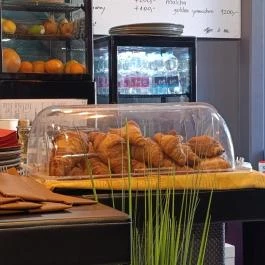 Pepe & Milán croissant & espresso bar Budapest - Étel/ital