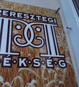 Peresztegi Pékség Mintaboltja - Ötvös