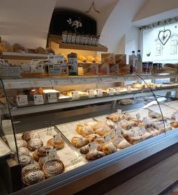 Peresztegi Pékség Mintaboltja - Ötvös