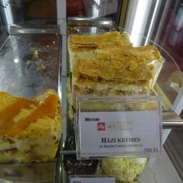 Perk Cafe - WestEnd City Center Budapest - Étel/ital