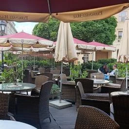  Perkovátz Ház English Pub & Restaurant, Sopron - Külső kép