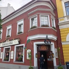  Perkovátz Ház English Pub & Restaurant, Sopron - Külső kép