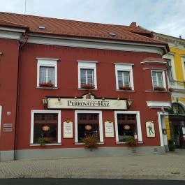  Perkovátz Ház English Pub & Restaurant Sopron - Külső kép