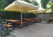 Peron váróterem söröző Budapest