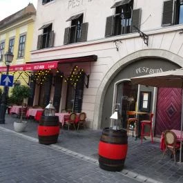 Pest-Buda Bistro & Terrace Budapest - Külső kép