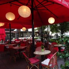Pest-Buda Bistro & Terrace Budapest - Belső