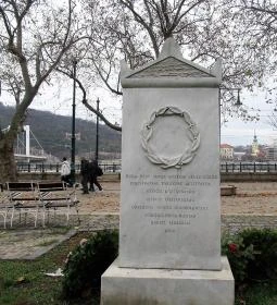 Pest város görög polgárainak emléke