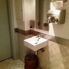 Pesti Disznó Bisztró, Budapest - Mosdó