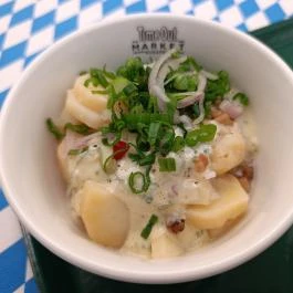 Pesti István séf és a CANTEEN - Time Out Market, Budapest Budapest - Étel/ital