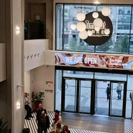 Pesti István séf és a CANTEEN - Time Out Market, Budapest Budapest - Belső