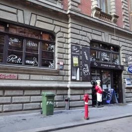 Pesti Mese Budapest - Külső kép