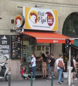 Pesti Pipi - Móricz