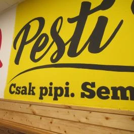Pesti Pipi - Nyugati Budapest - Belső