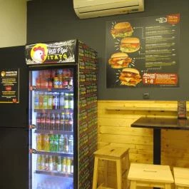 Pesti Pipi - Nyugati Budapest - Belső