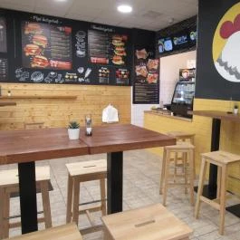 Pesti Pipi - Nyugati Budapest - Belső