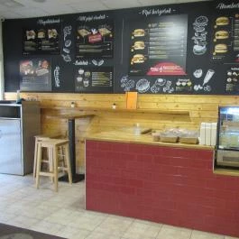 Pesti Pipi - Nyugati Budapest - Egyéb