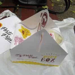 Pesti Pipi - Oktogon Budapest - Étel/ital