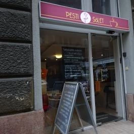 Pesti Sólet Étterem Budapest - Külső kép