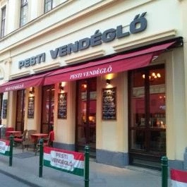 Pesti Vendéglő Étterem Budapest - Külső kép