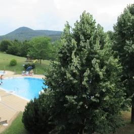 Petneházy Club Hotel Budapest - Medence/kert