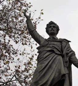 Petőfi Sándor szobra