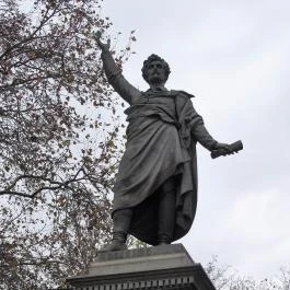 Petőfi Sándor szobra Budapest - Egyéb