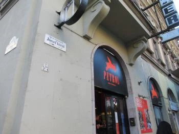 Petrol Beer & Barbeque Budapest